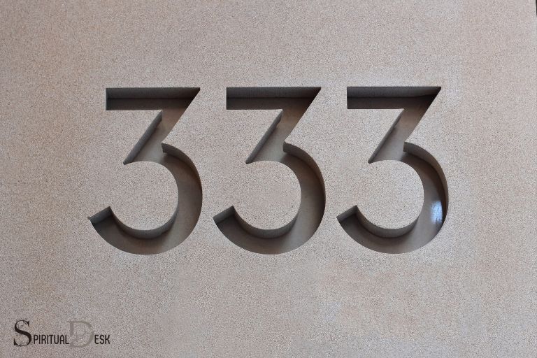 333という数字を見ることのスピリチュアルな意味とは？